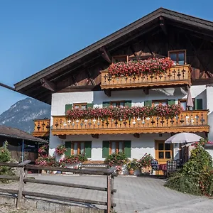 https://ferienwohnung-zugspitze-grainau.com-bavaria.com
